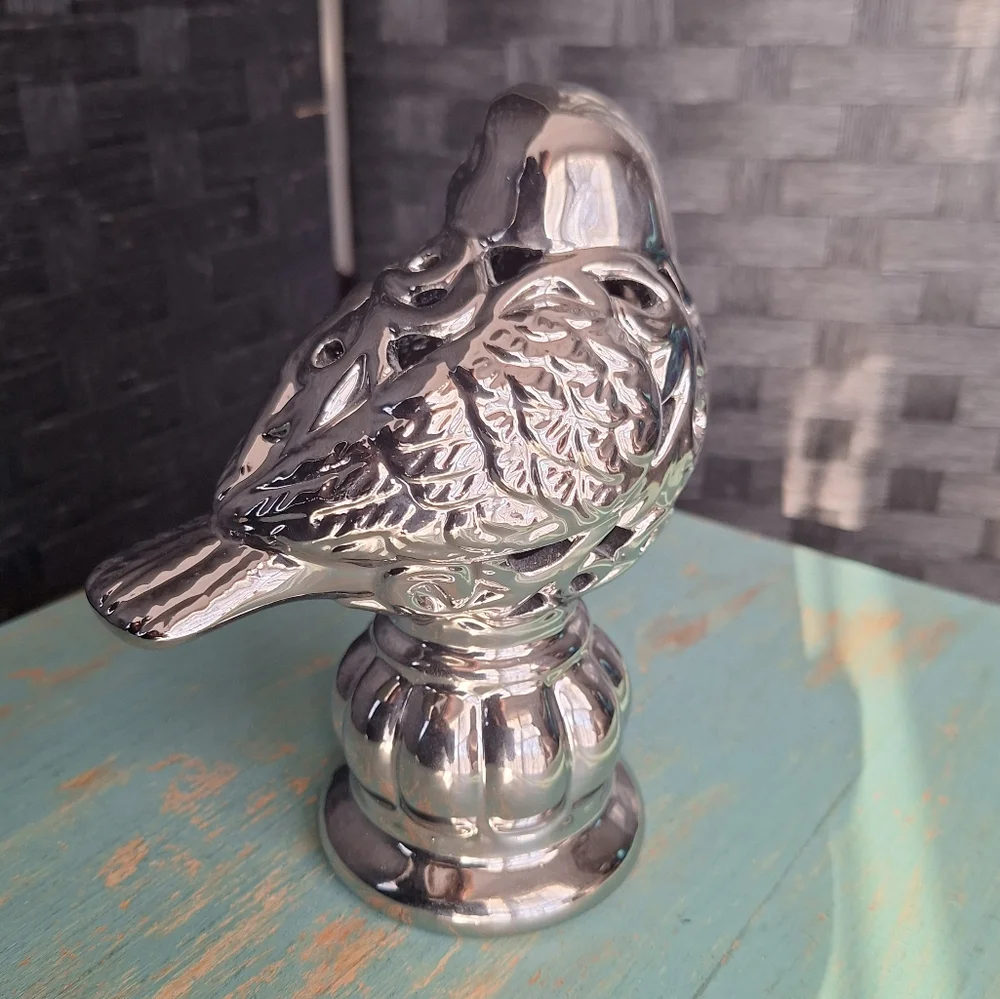 Chrome Silver Bird on a Pedestal Statue Figurine Ceramic Home Decor - Picture 11 of 15
